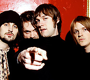 Kasabian забрасывают 'наживку' в Сеть